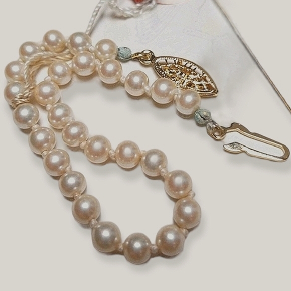 Vintage 1950s Mid Century Cultra Simulated Pearl Bracelet With Original Tag - Picture 4 of 14
